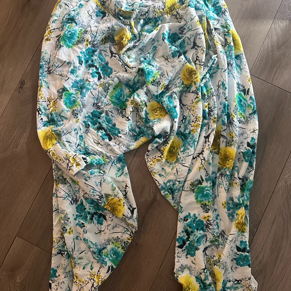 Floral Buddah Pants - L
